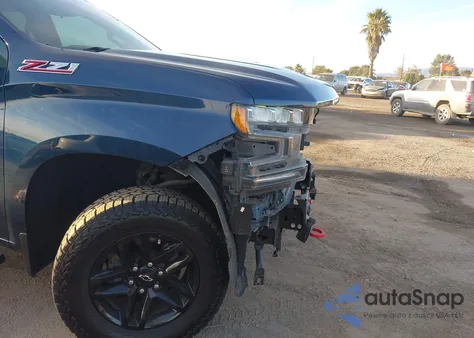 2020 Chevrolet Silverado 1500 4Wd Short Bed Lt Trail Boss z USA, uszkodzony, nr VIN 3GCPYFED6LG360394